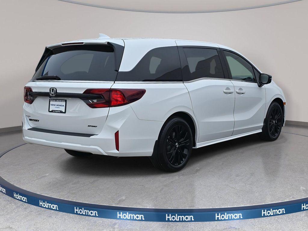 new 2026 Honda Odyssey car, priced at $45,845