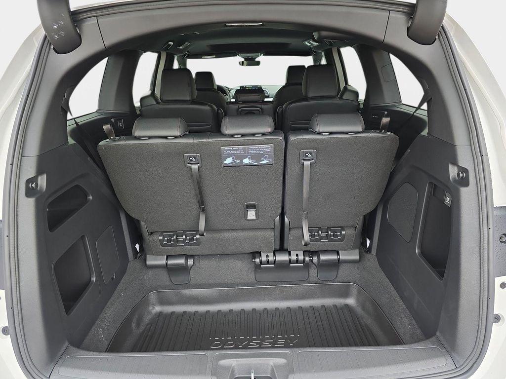 new 2026 Honda Odyssey car, priced at $45,845