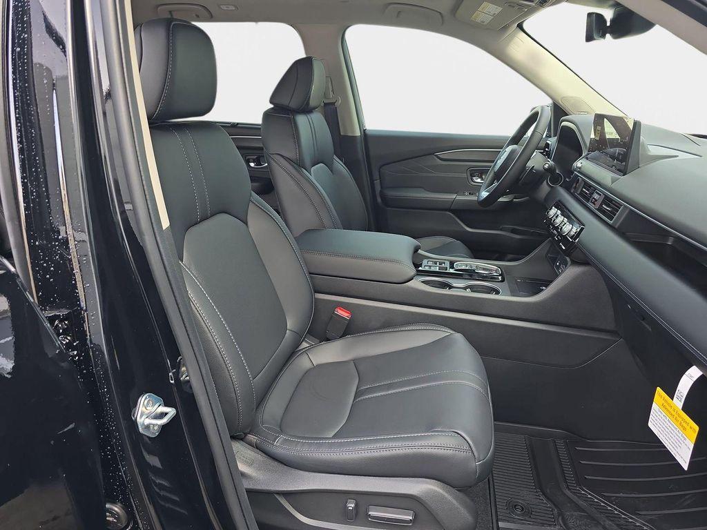 new 2026 Honda Pilot car, priced at $52,485