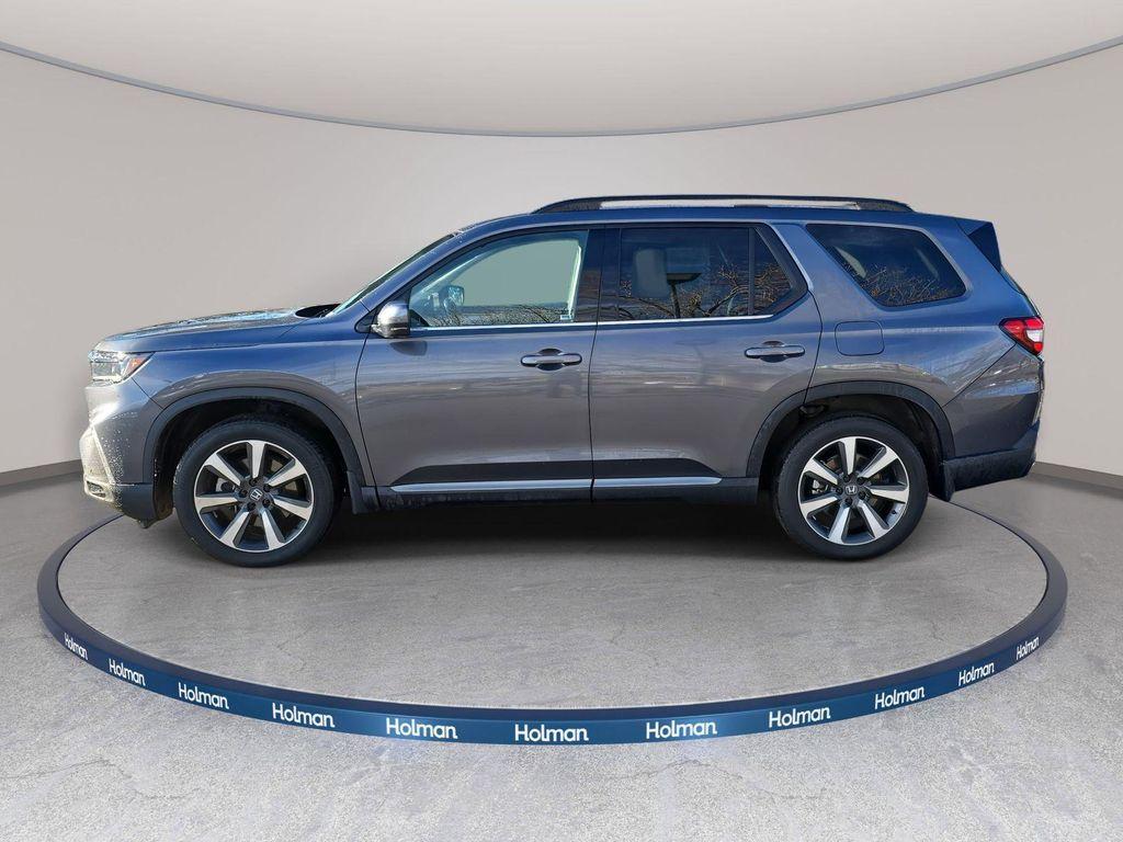 used 2024 Honda Pilot car, priced at $45,190