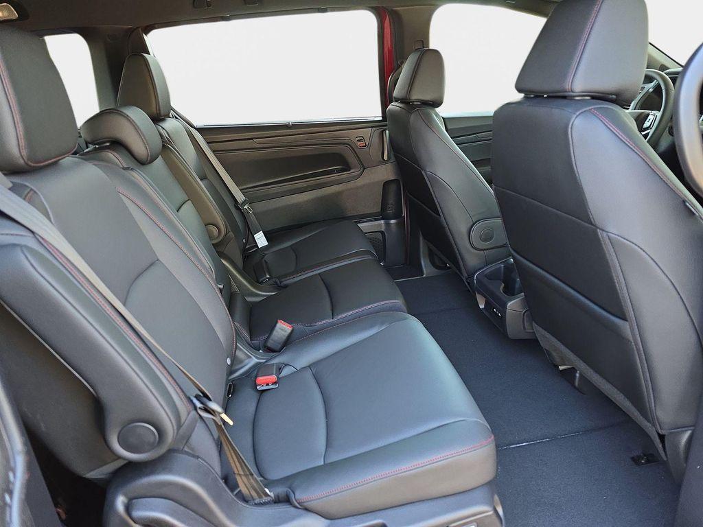 new 2026 Honda Odyssey car, priced at $44,248