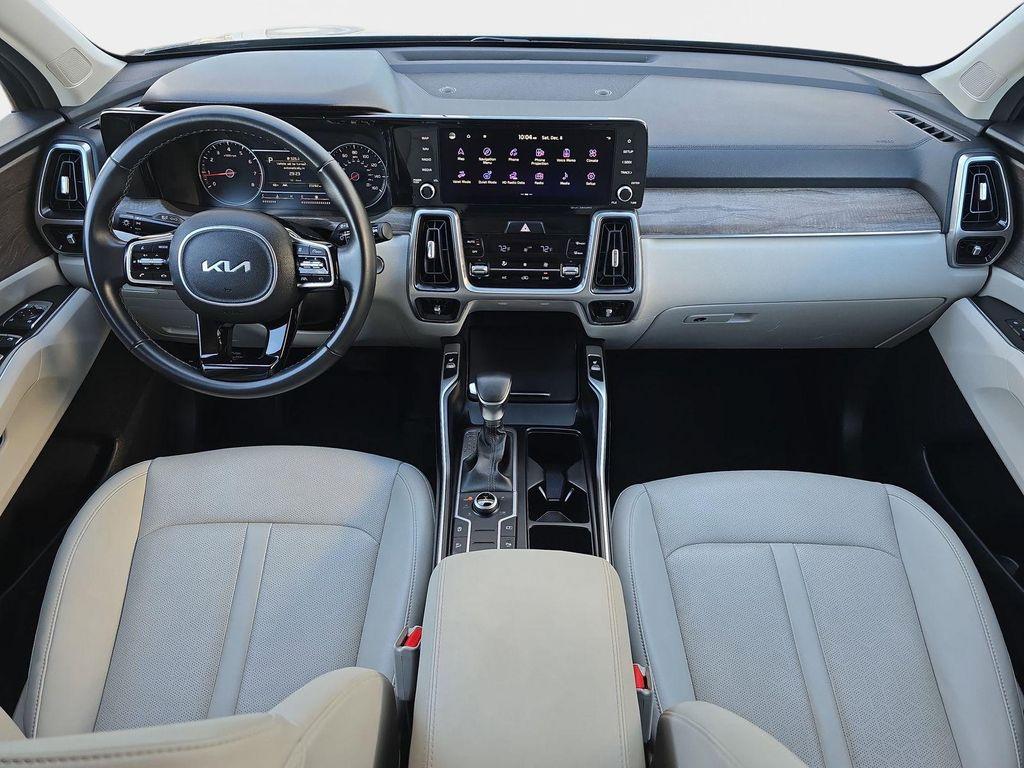 used 2023 Kia Sorento car, priced at $25,999