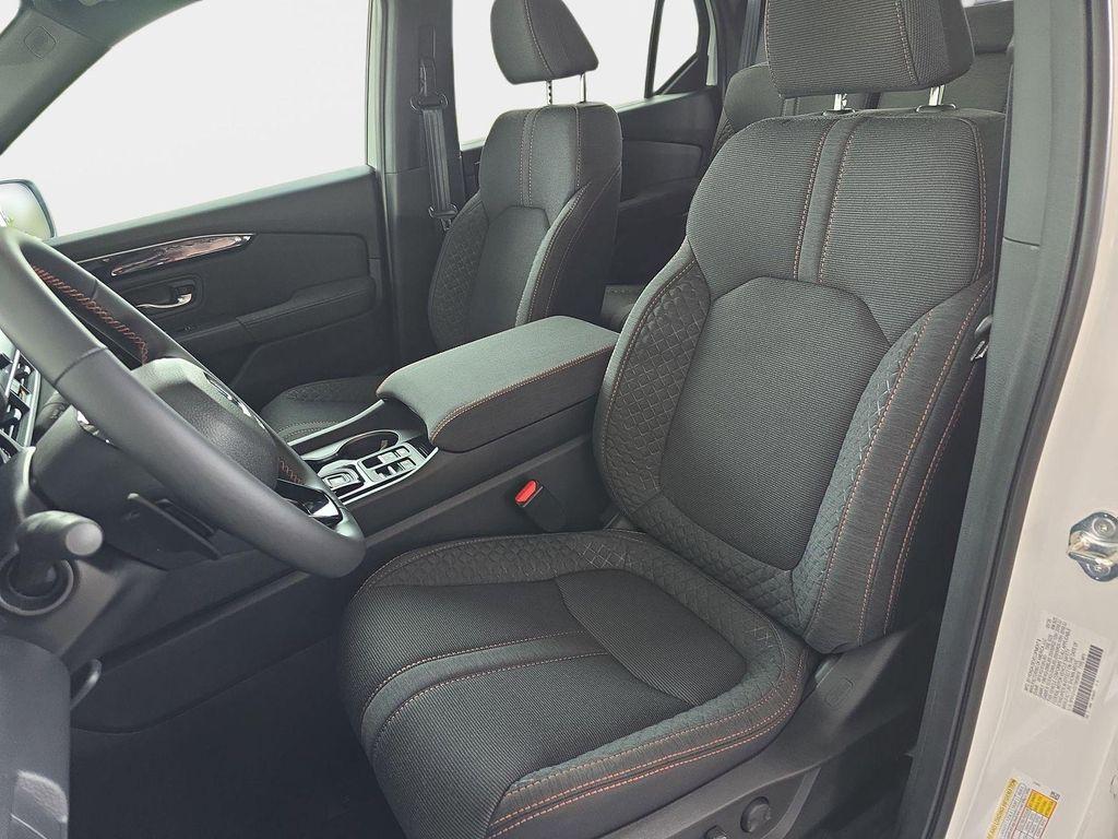 new 2026 Honda Pilot car, priced at $46,140