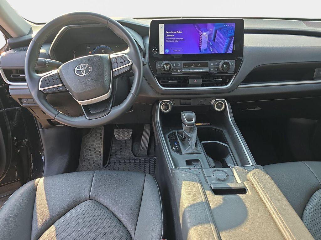 used 2025 Toyota Grand Highlander car, priced at $48,185