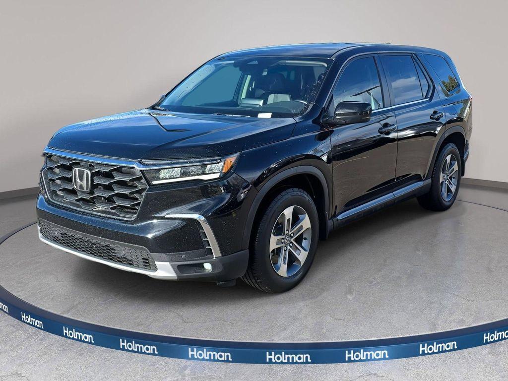 used 2023 Honda Pilot car, priced at $35,090