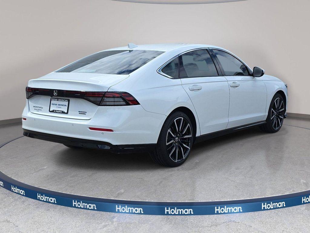new 2026 Honda Accord Hybrid car, priced at $39,205