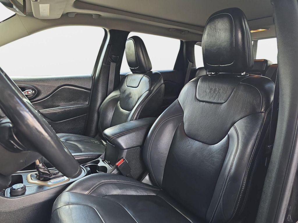 used 2014 Jeep Cherokee car, priced at $12,290