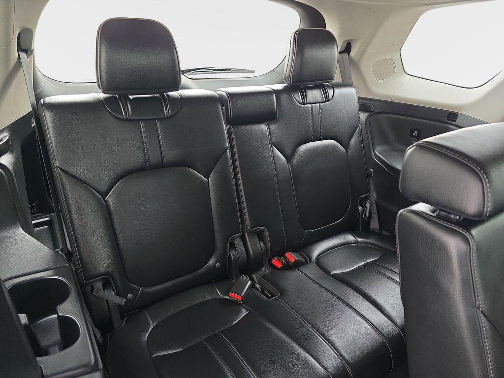 used 2023 Honda Pilot car, priced at $45,680