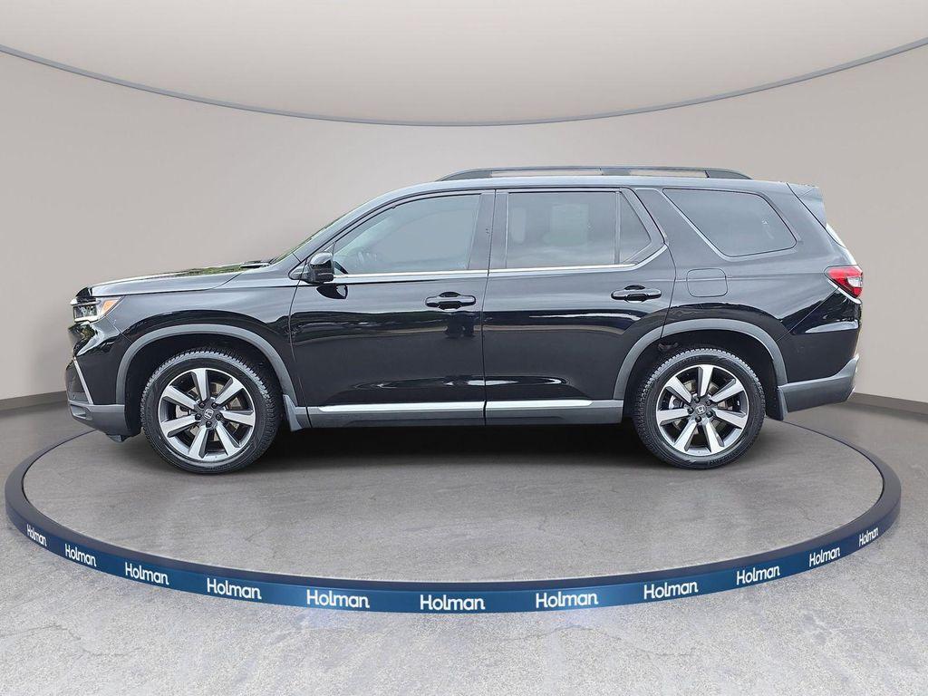 used 2023 Honda Pilot car, priced at $45,680