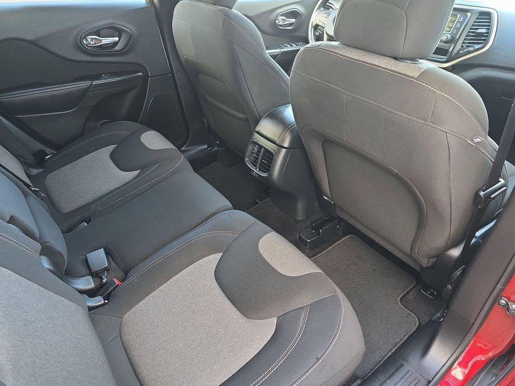 used 2016 Jeep Cherokee car, priced at $13,188