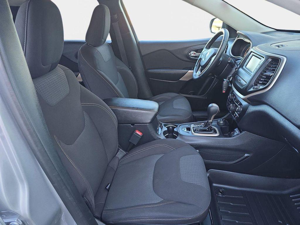 used 2017 Jeep Cherokee car, priced at $12,668