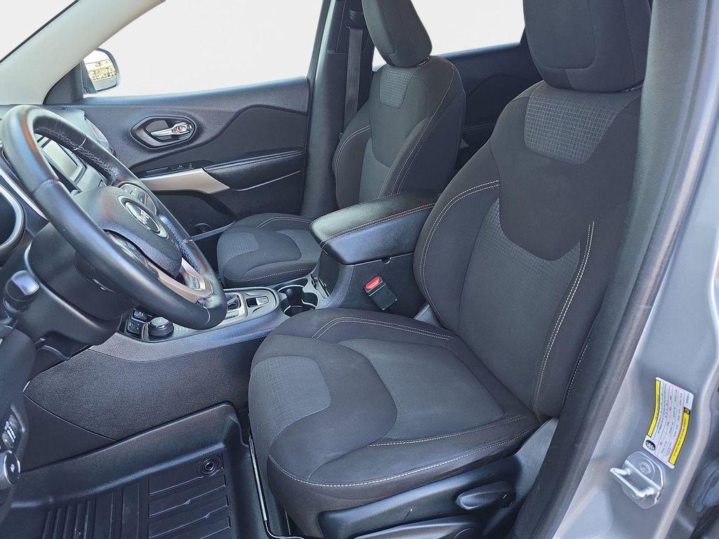 used 2017 Jeep Cherokee car, priced at $12,668