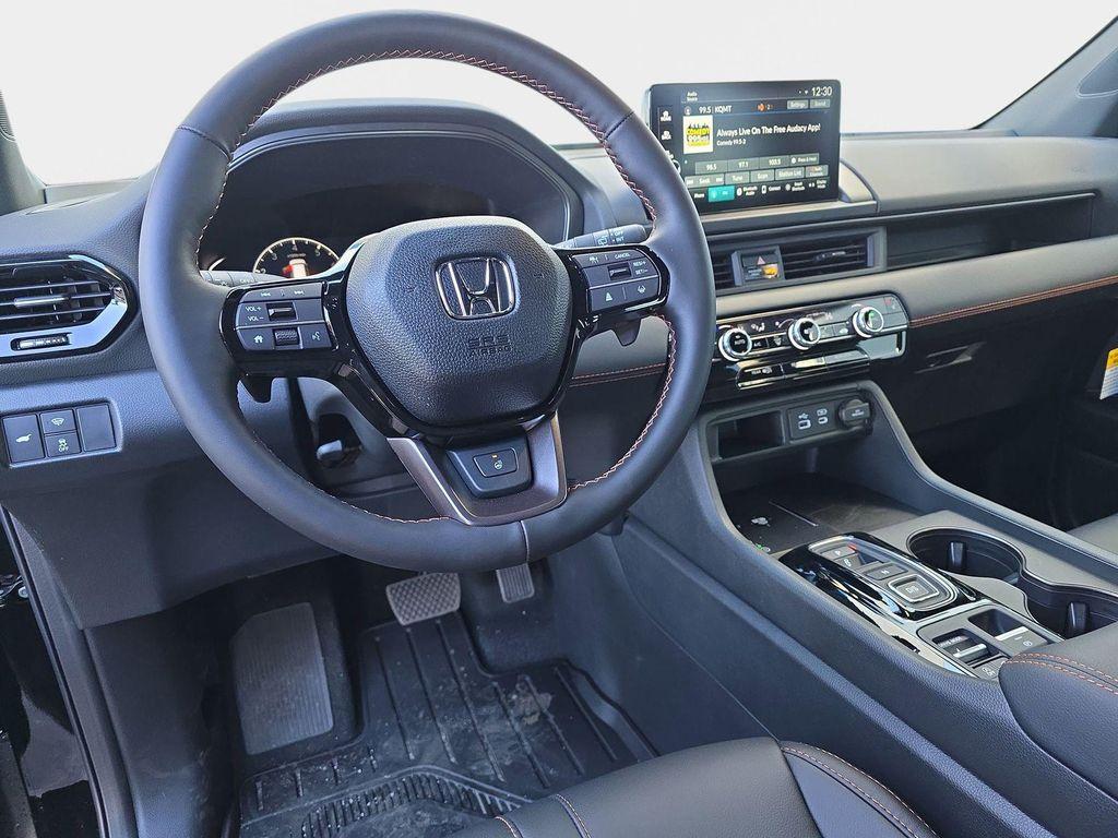 new 2025 Honda Pilot car, priced at $50,000
