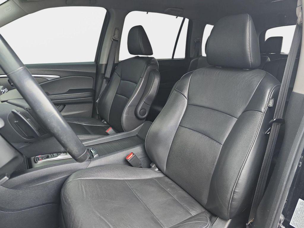 used 2022 Honda Pilot car, priced at $23,799