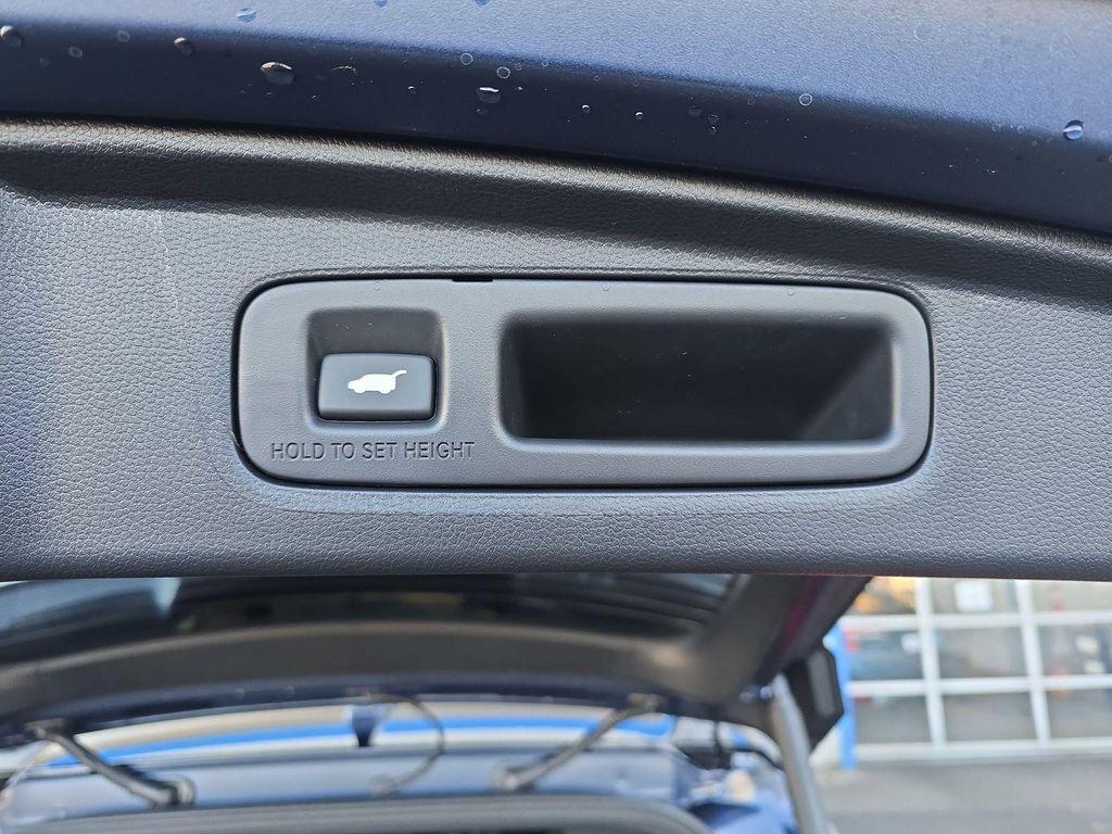 new 2026 Honda CR-V Hybrid car, priced at $40,976