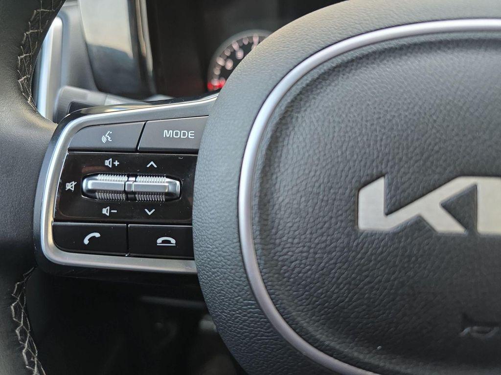 used 2023 Kia Sorento car, priced at $29,985