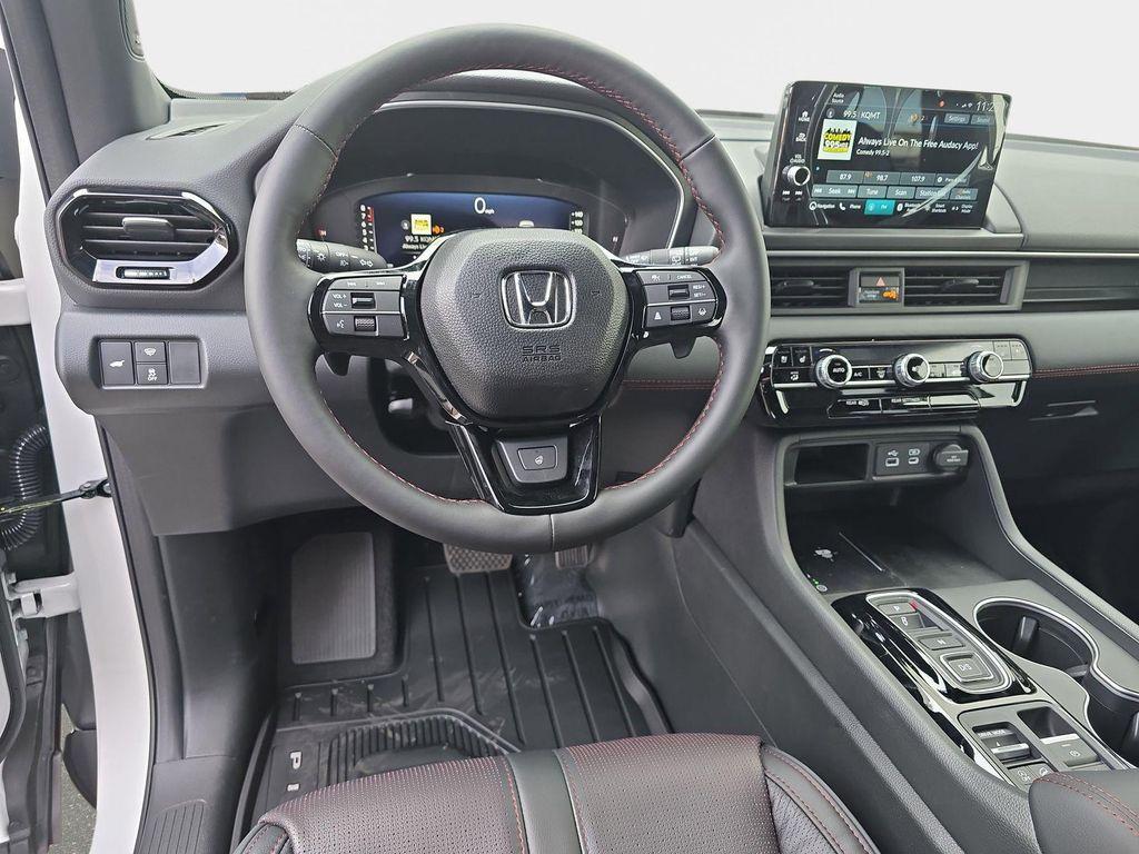 new 2025 Honda Pilot car, priced at $56,530