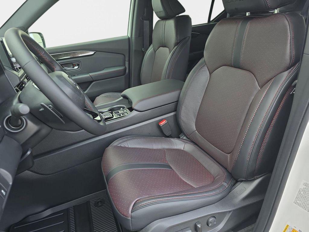 new 2025 Honda Pilot car, priced at $56,530