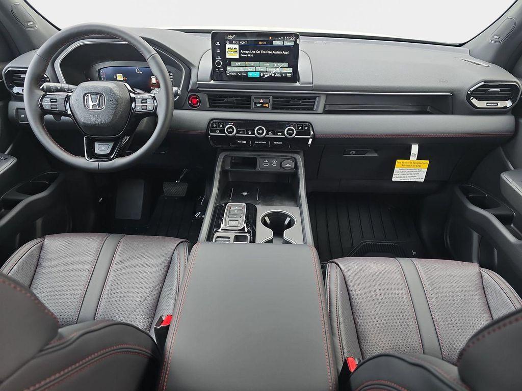 new 2025 Honda Pilot car, priced at $56,530