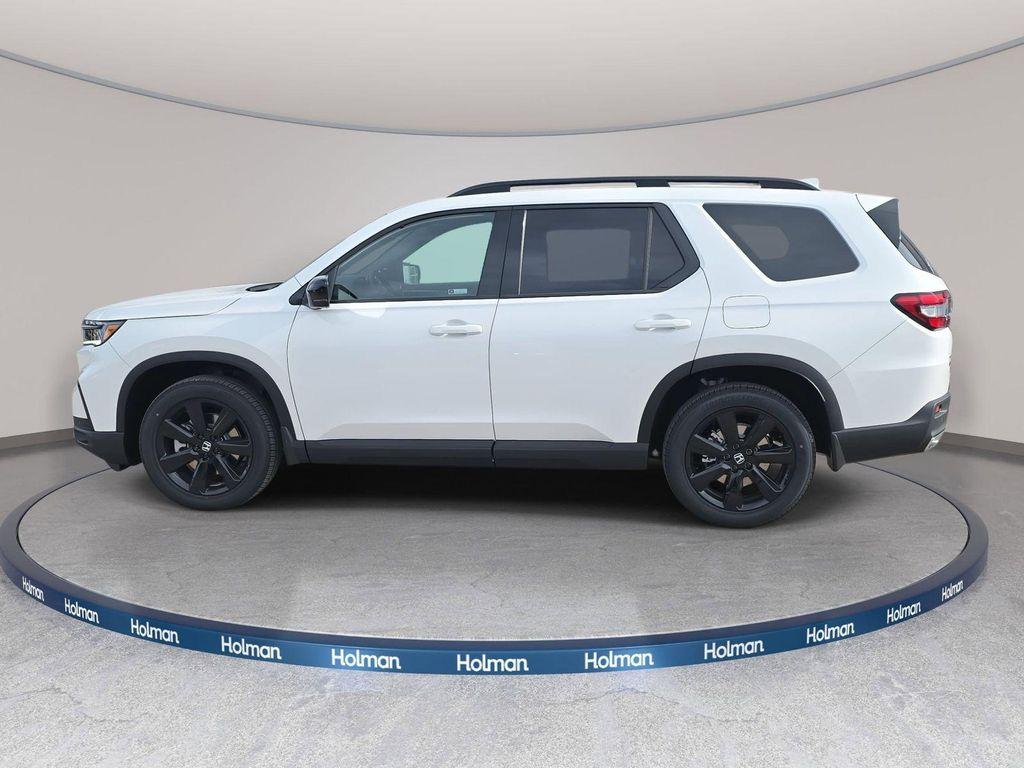 new 2025 Honda Pilot car, priced at $56,530