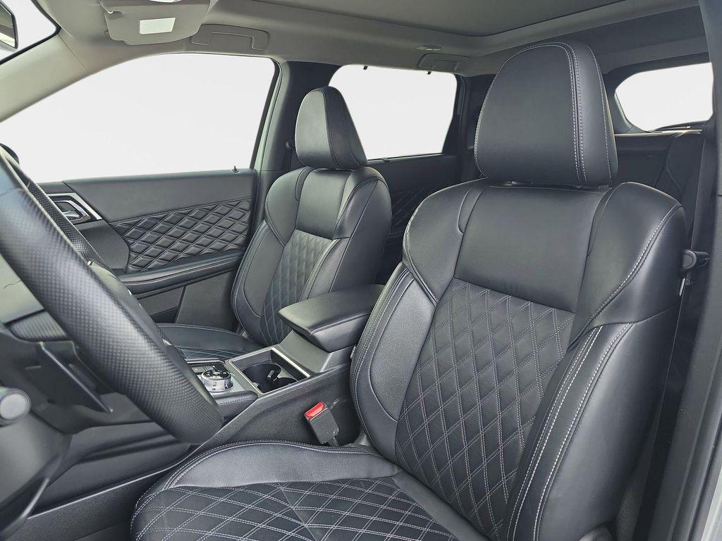 used 2024 Mitsubishi Outlander PHEV car, priced at $28,342