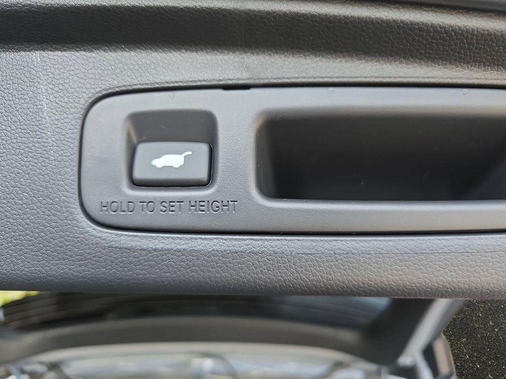 new 2026 Honda CR-V Hybrid car, priced at $39,936