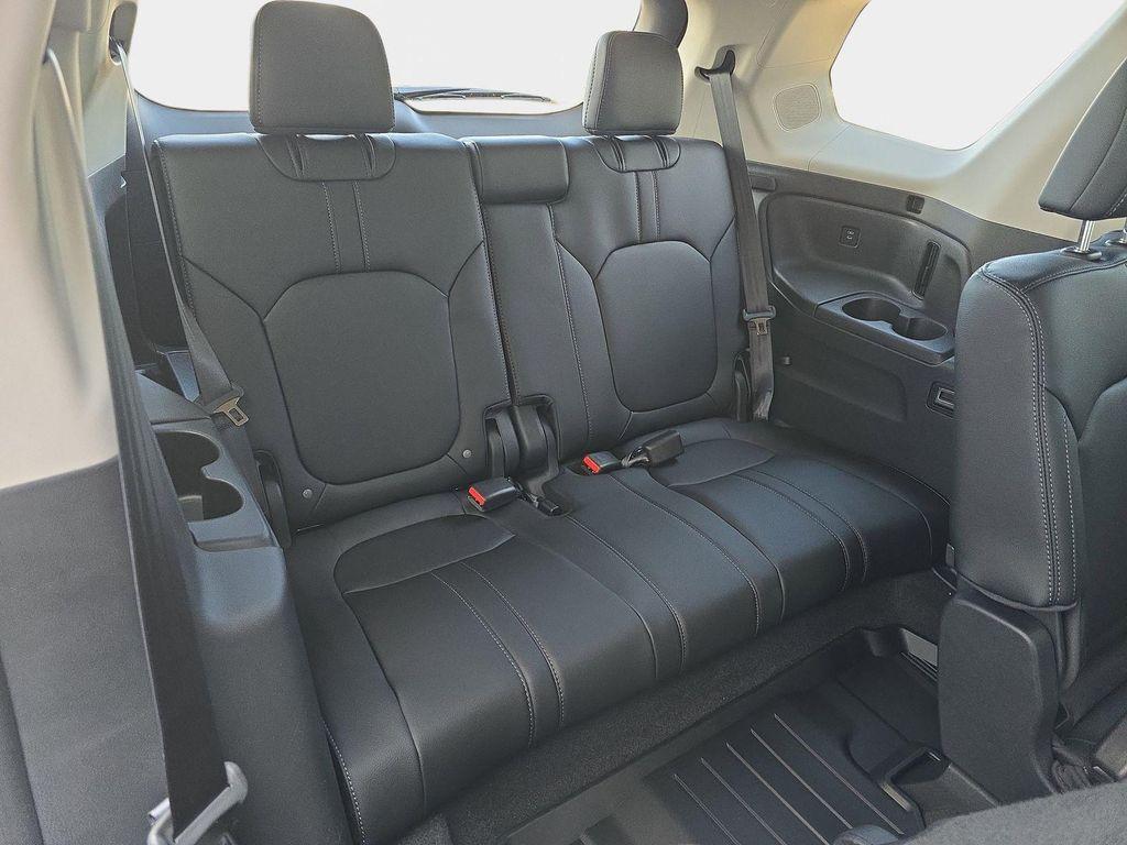 new 2026 Honda Pilot car, priced at $52,808