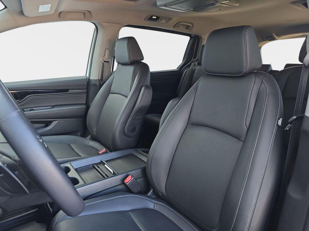 used 2023 Honda Odyssey car, priced at $40,685