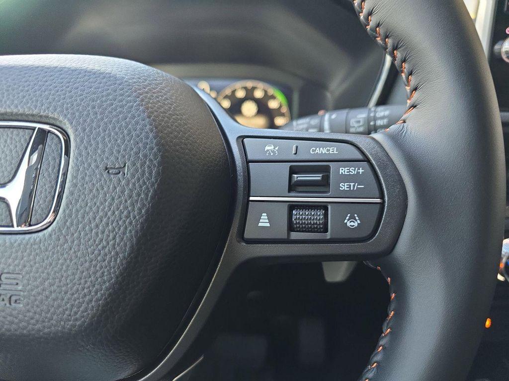 new 2026 Honda CR-V Hybrid car, priced at $41,675