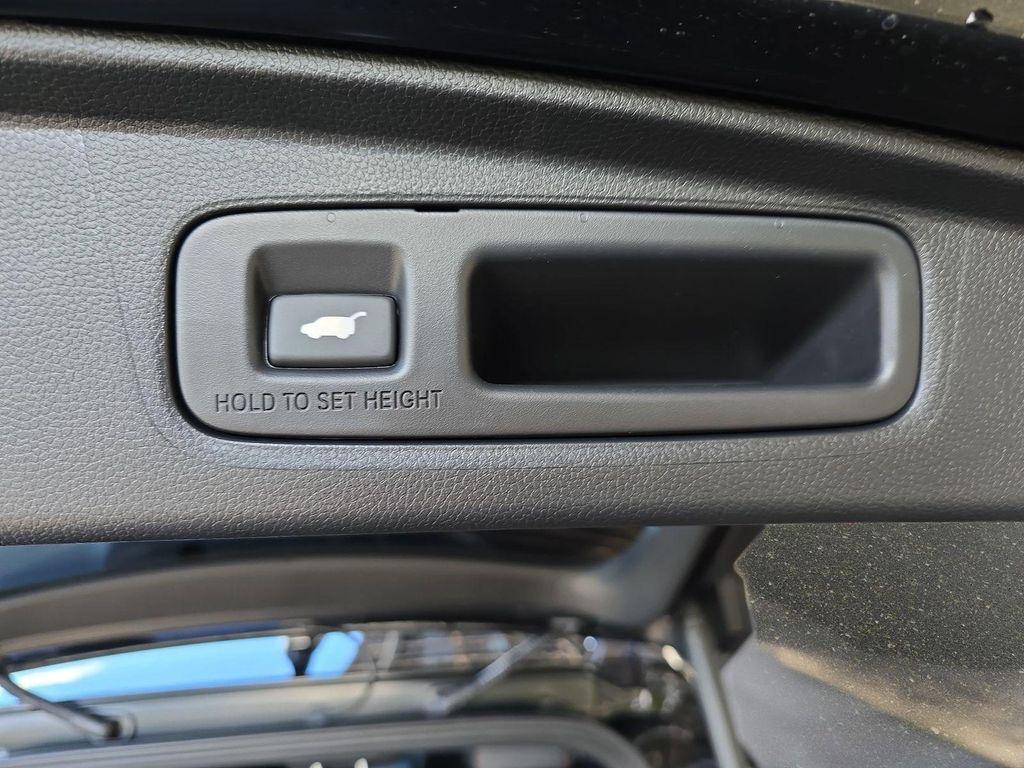 new 2026 Honda CR-V Hybrid car, priced at $41,675