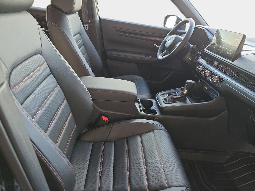 new 2026 Honda CR-V Hybrid car, priced at $41,675