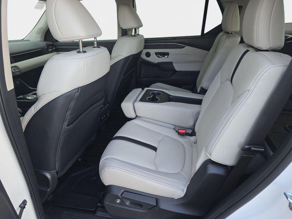 new 2026 Honda Pilot car, priced at $52,900