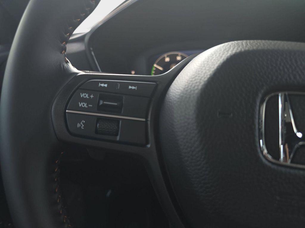 new 2026 Honda CR-V Hybrid car, priced at $41,675