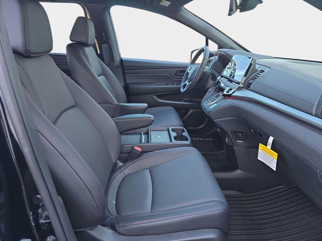new 2026 Honda Odyssey car, priced at $45,755
