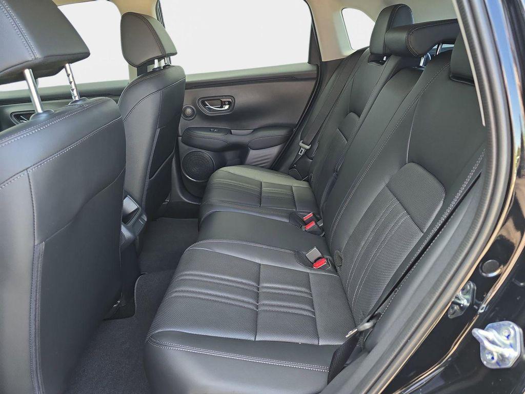 new 2027 Honda HR-V car, priced at $33,400
