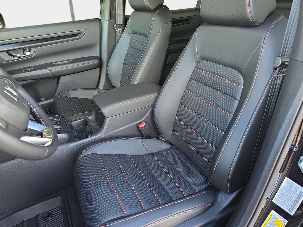 new 2026 Honda CR-V Hybrid car, priced at $39,601