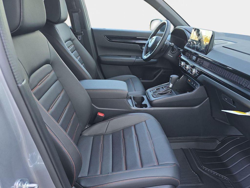 new 2026 Honda CR-V Hybrid car, priced at $41,671
