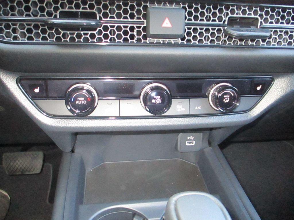 new 2025 Honda HR-V car, priced at $29,528