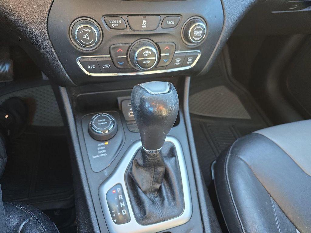 used 2014 Jeep Cherokee car, priced at $12,158