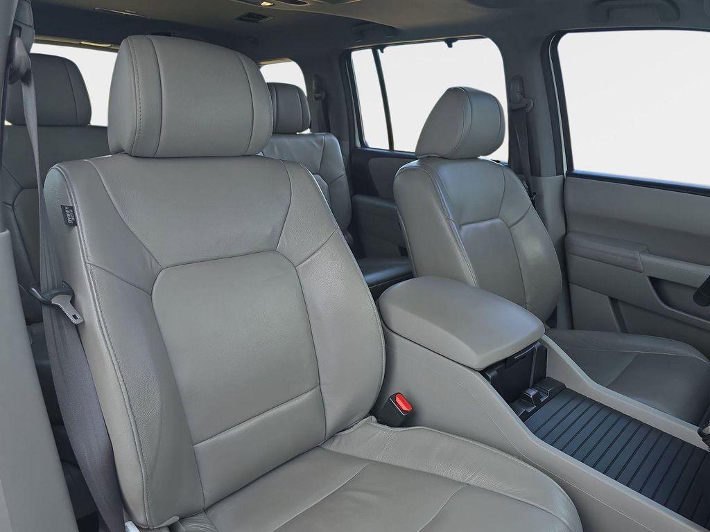 used 2015 Honda Pilot car, priced at $19,288