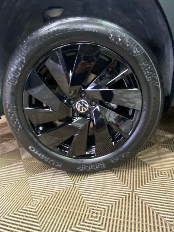 new 2026 Volkswagen Atlas car, priced at $48,470