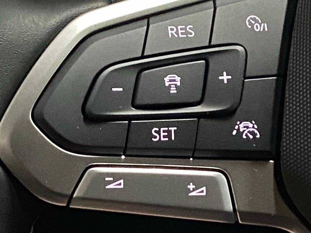 new 2026 Volkswagen Atlas car, priced at $48,470