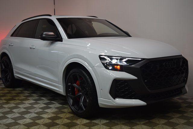 new 2026 Audi RS Q8 car, priced at $158,615