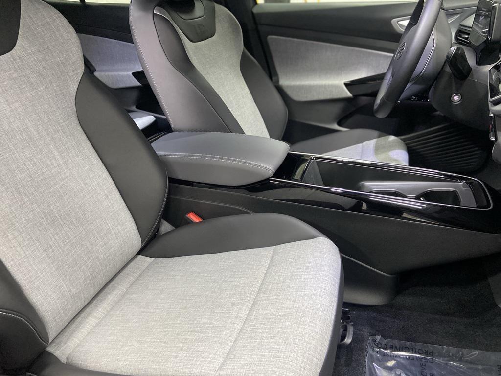 new 2026 Volkswagen ID.4 car, priced at $50,877