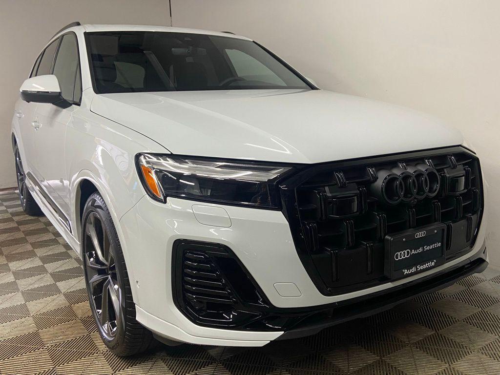 new 2026 Audi Q7 car, priced at $78,560