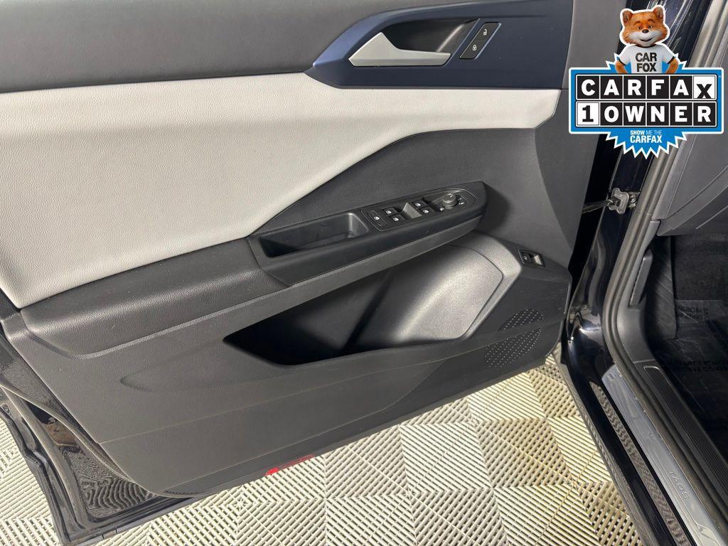 used 2022 Volkswagen Taos car, priced at $20,999