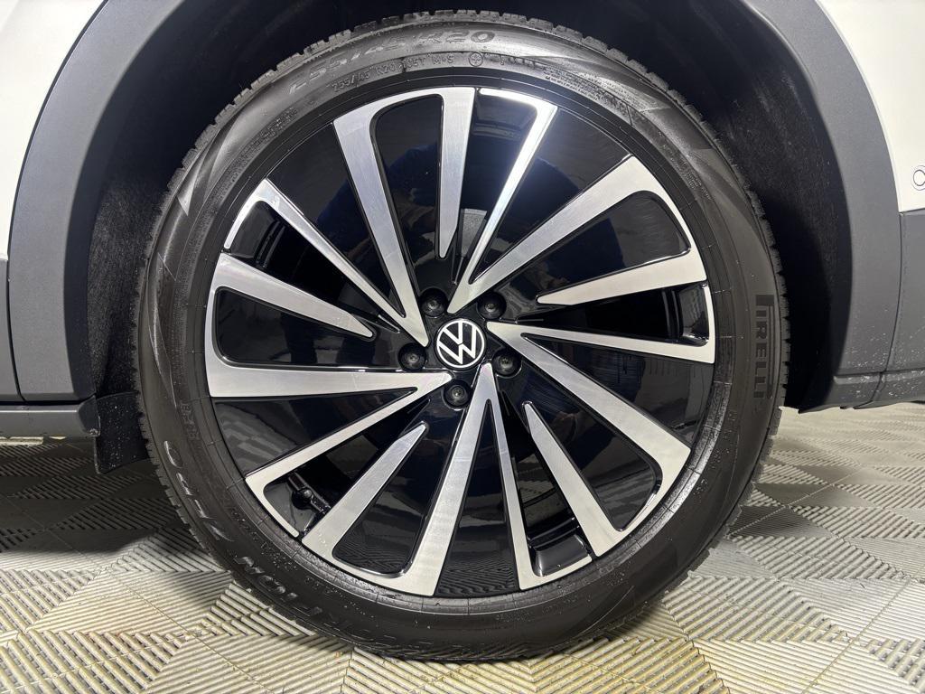 new 2026 Volkswagen ID.4 car, priced at $51,332