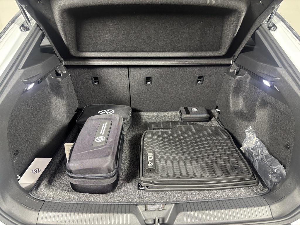new 2026 Volkswagen ID.4 car, priced at $51,332