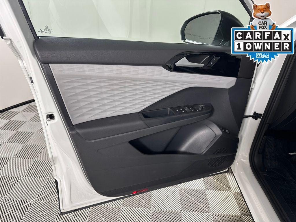 used 2022 Volkswagen Taos car, priced at $18,999