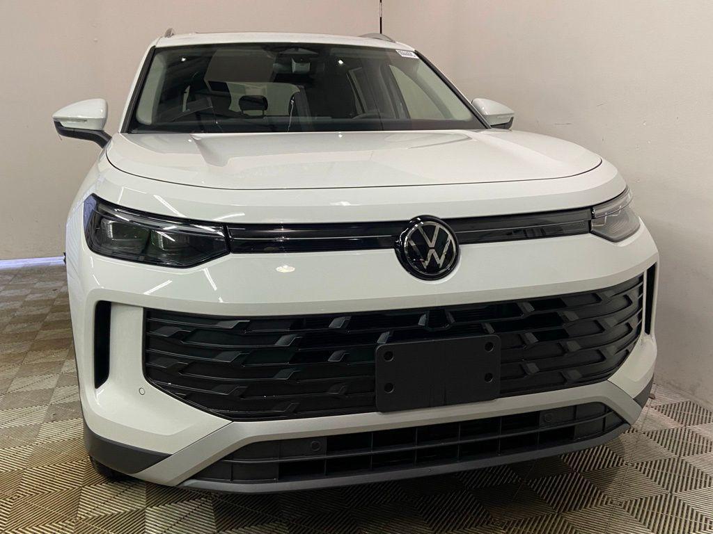 new 2026 Volkswagen Tiguan car, priced at $38,187
